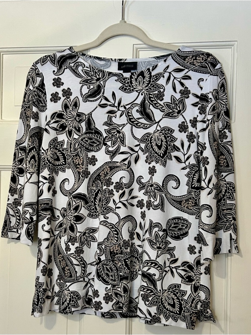 J. Jill Black White Paisley Floral 3/4 Sleeve Top Wearever Shirt Top Jersey sm.